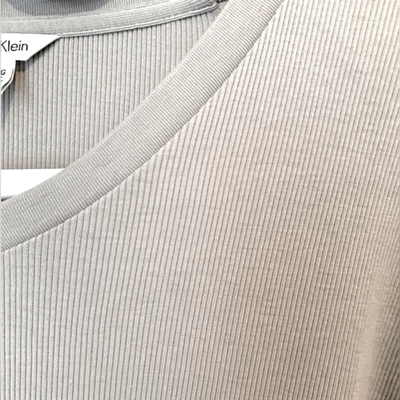 Calvin Klein size XL mens longsleeve top - Picture 7 of 13